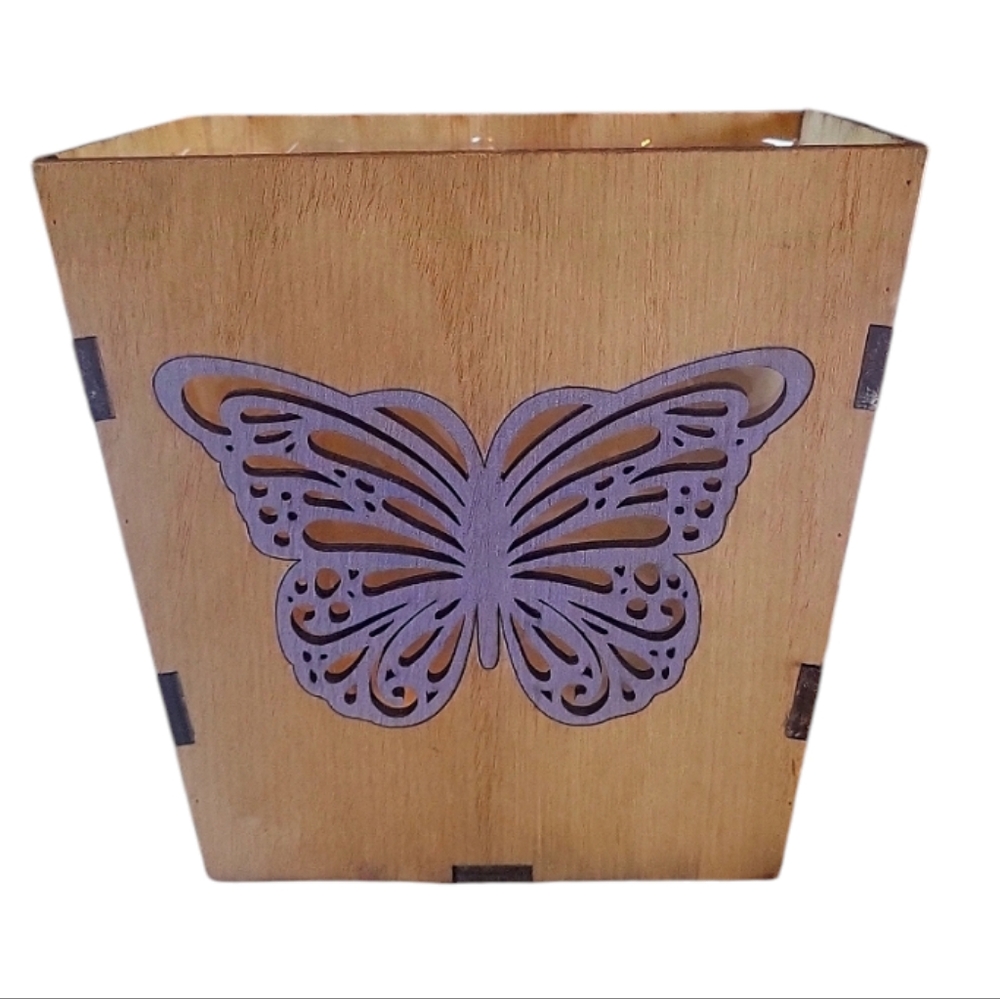 Like New Wooden Butterfly Planter